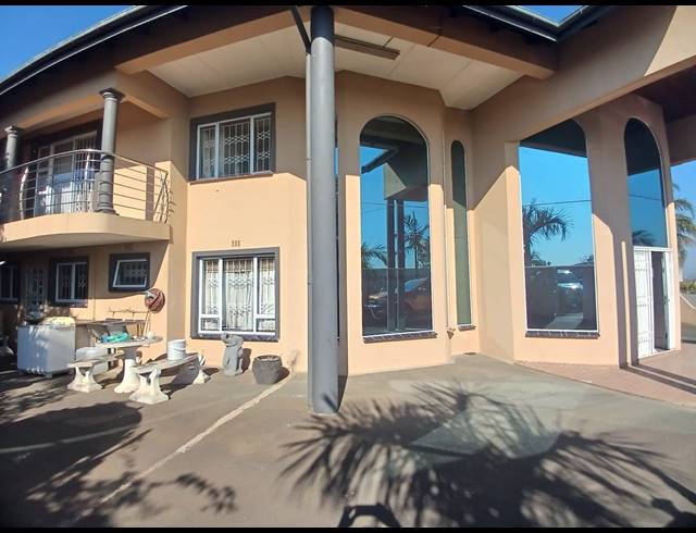 4 BEDROOM FREEHOLD FOR SALE IN AVOCA